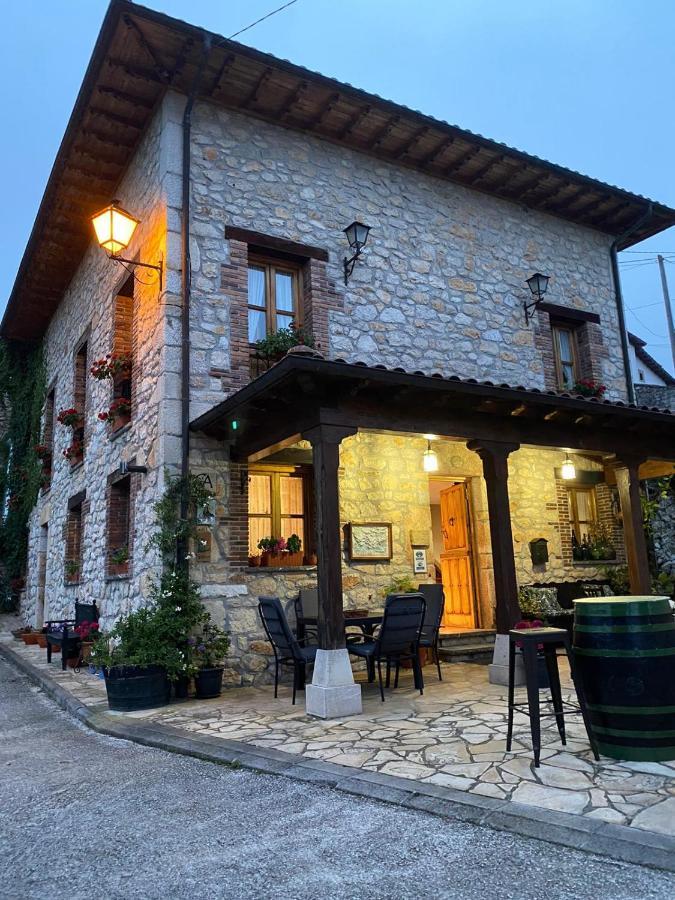 La Casona Del Jou Casa de hóspedes Ortiguero Exterior foto